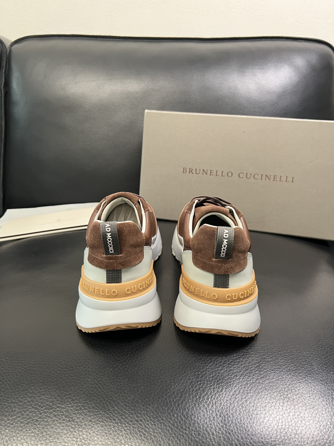 Brunello Cucinelli 高品质 顶级工艺品 BC 专柜同步原厂配置，意大利进口牛皮面料牛内
