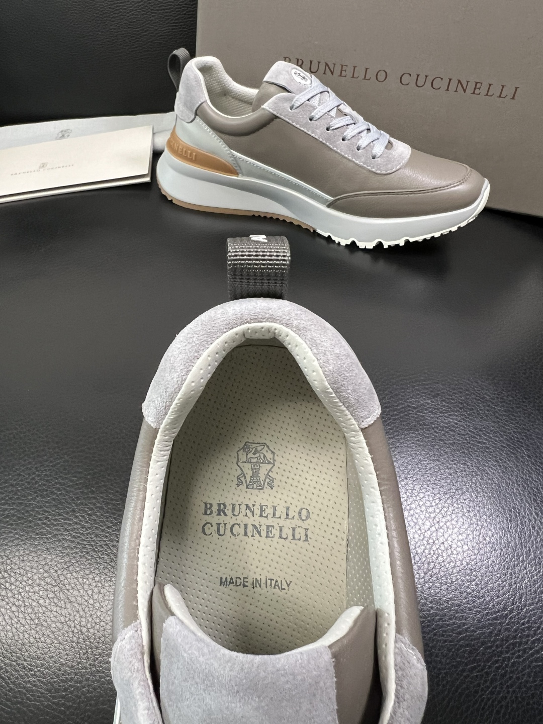 Brunello Cucinelli 高品质 顶级工艺品 BC 专柜同步原厂配置，意大利进口牛皮面料牛内
