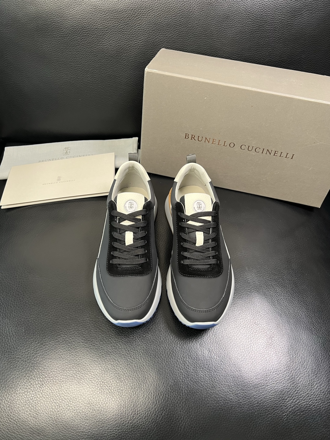 Brunello Cucinelli 高品质 顶级工艺品 BC 专柜同步原厂配置，意大利进口牛皮面料牛内