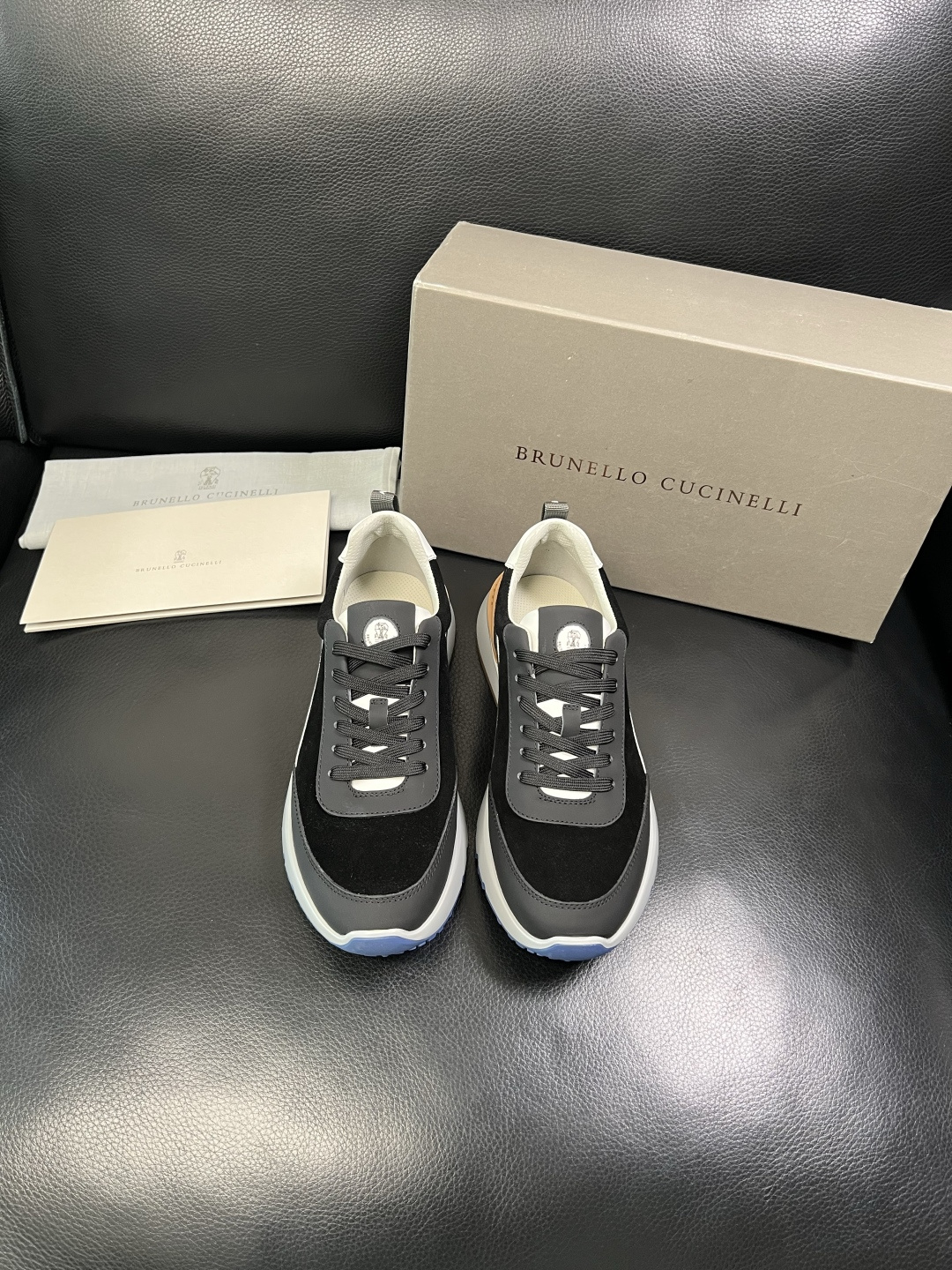 Brunello Cucinelli 高品质 顶级工艺品 BC 专柜同步原厂配置，意大利进口牛皮面料牛内