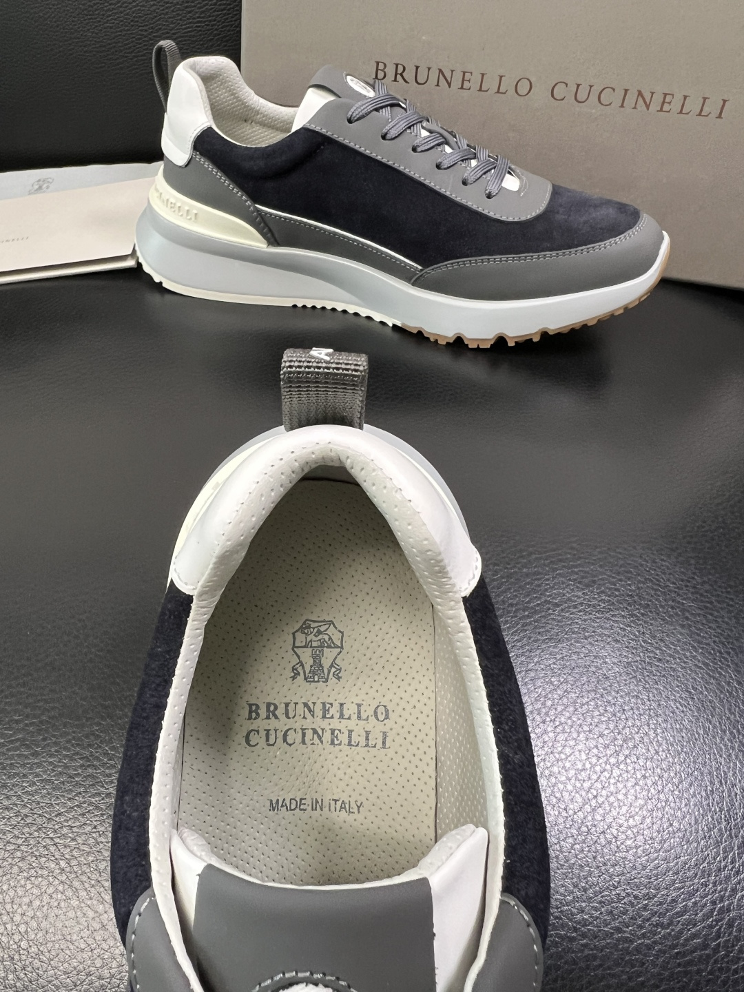 Brunello Cucinelli 高品质 顶级工艺品 BC 专柜同步原厂配置，意大利进口牛皮面料牛内