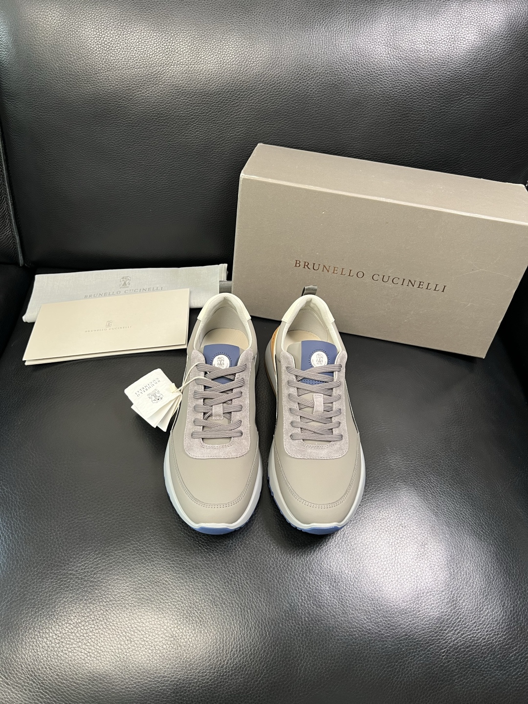 Brunello Cucinelli 高品质 顶级工艺品 BC 专柜同步原厂配置，意大利进口牛皮面料牛内