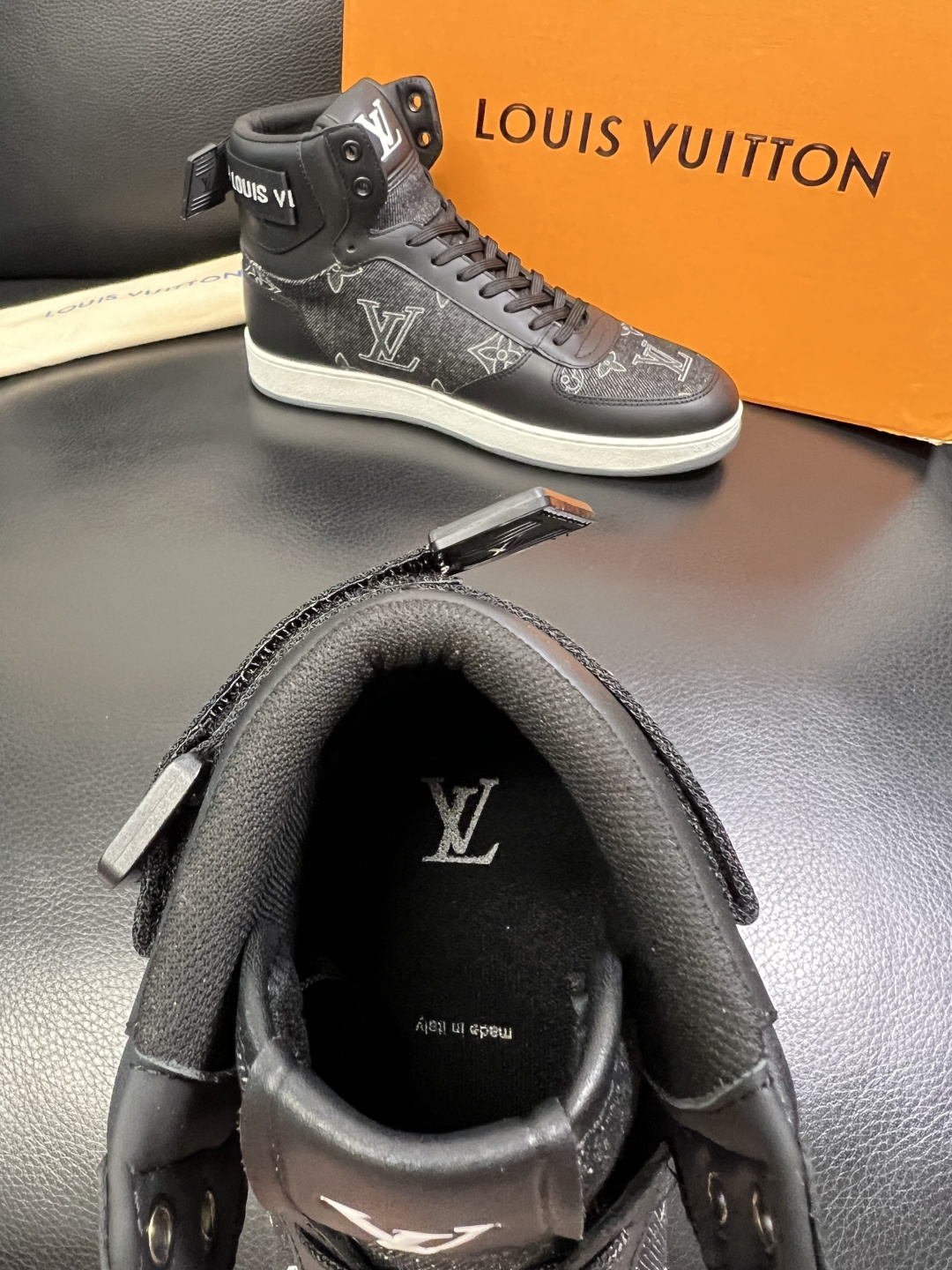 Lv 高品质 顶级工艺品 路易威登，专柜同步原厂配置，鞋面意大利进口牛皮拼布面料，进口水染牛皮垫网里柔软