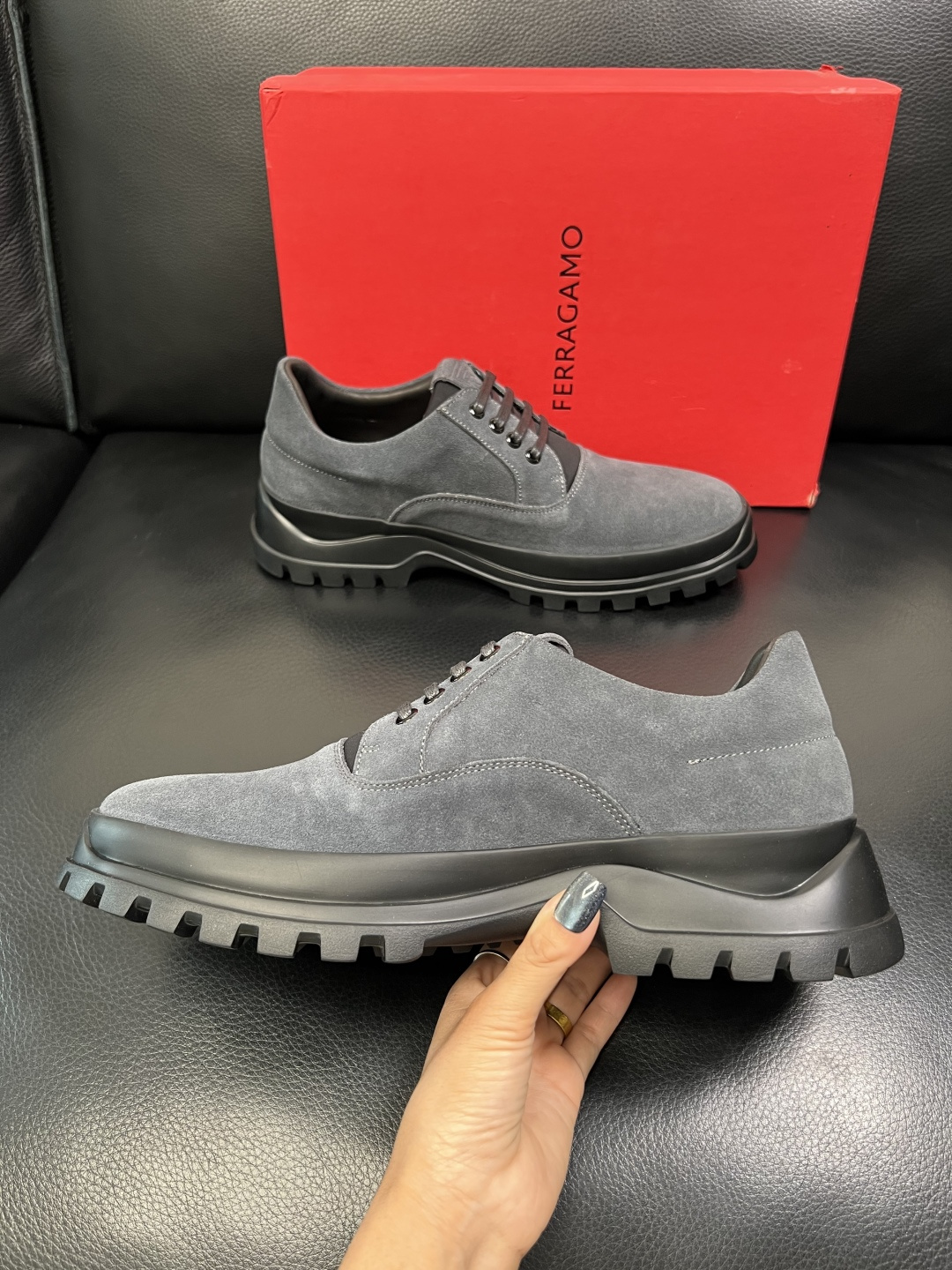 Ferragamo 高品质 顶级工艺品 菲拉格慕 专柜同步发售原厂配置，意大利进口原版牛皮，进口水染牛里