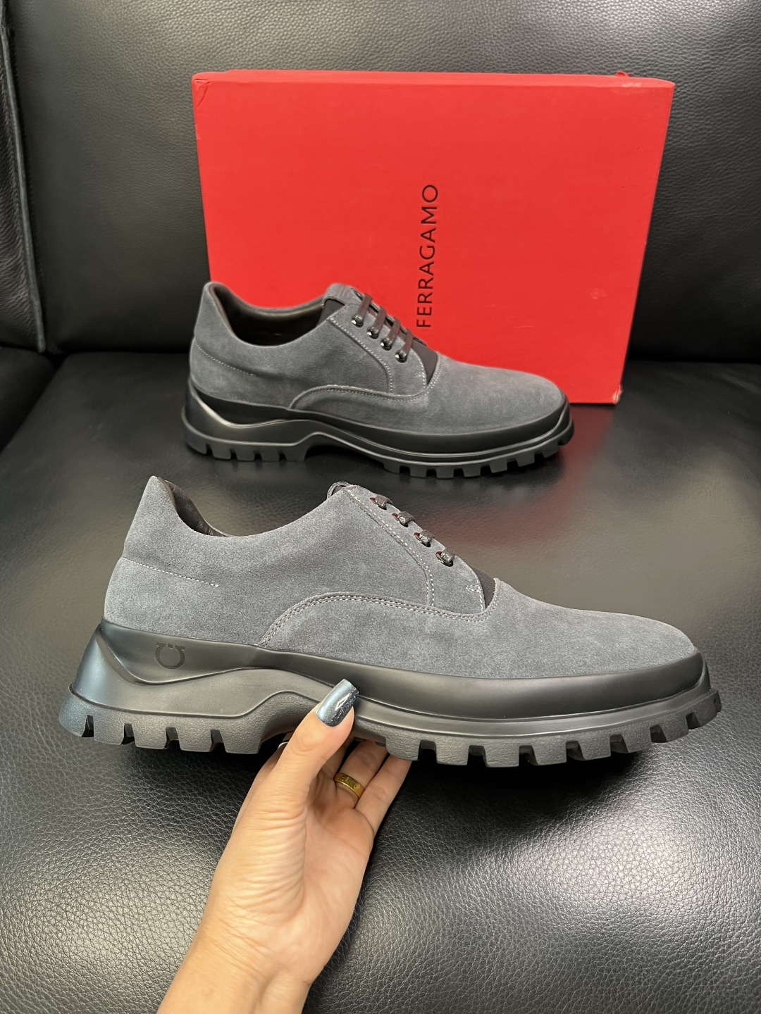 Ferragamo 高品质 顶级工艺品 菲拉格慕 专柜同步发售原厂配置，意大利进口原版牛皮，进口水染牛里