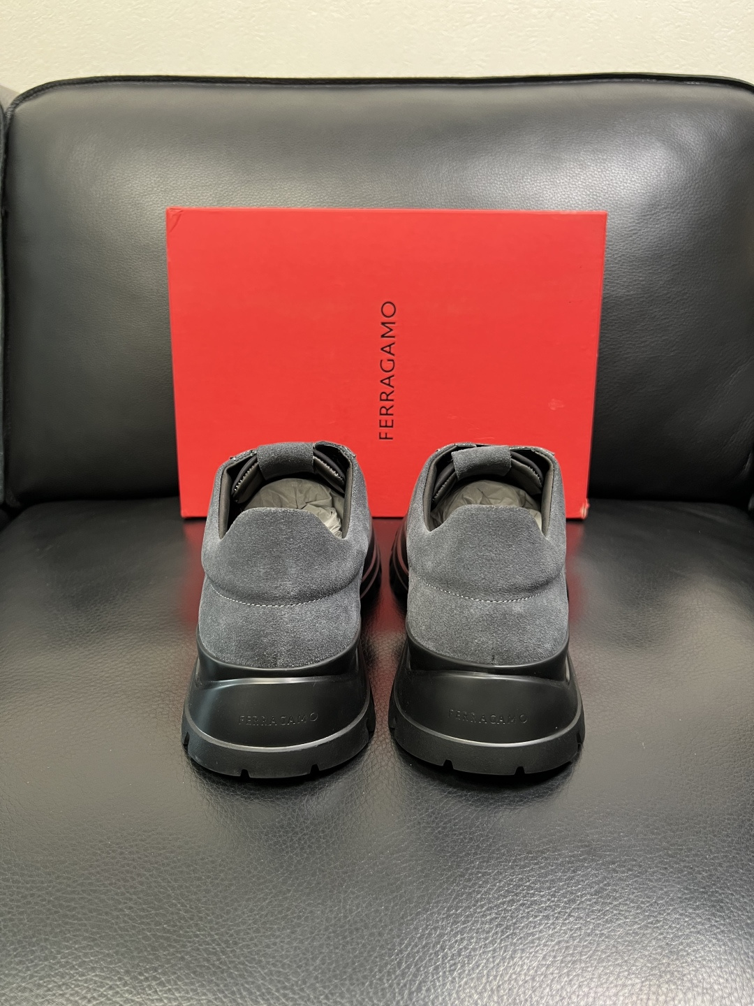 Ferragamo 高品质 顶级工艺品 菲拉格慕 专柜同步发售原厂配置，意大利进口原版牛皮，进口水染牛里