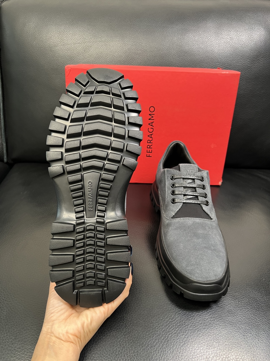 Ferragamo 高品质 顶级工艺品 菲拉格慕 专柜同步发售原厂配置，意大利进口原版牛皮，进口水染牛里