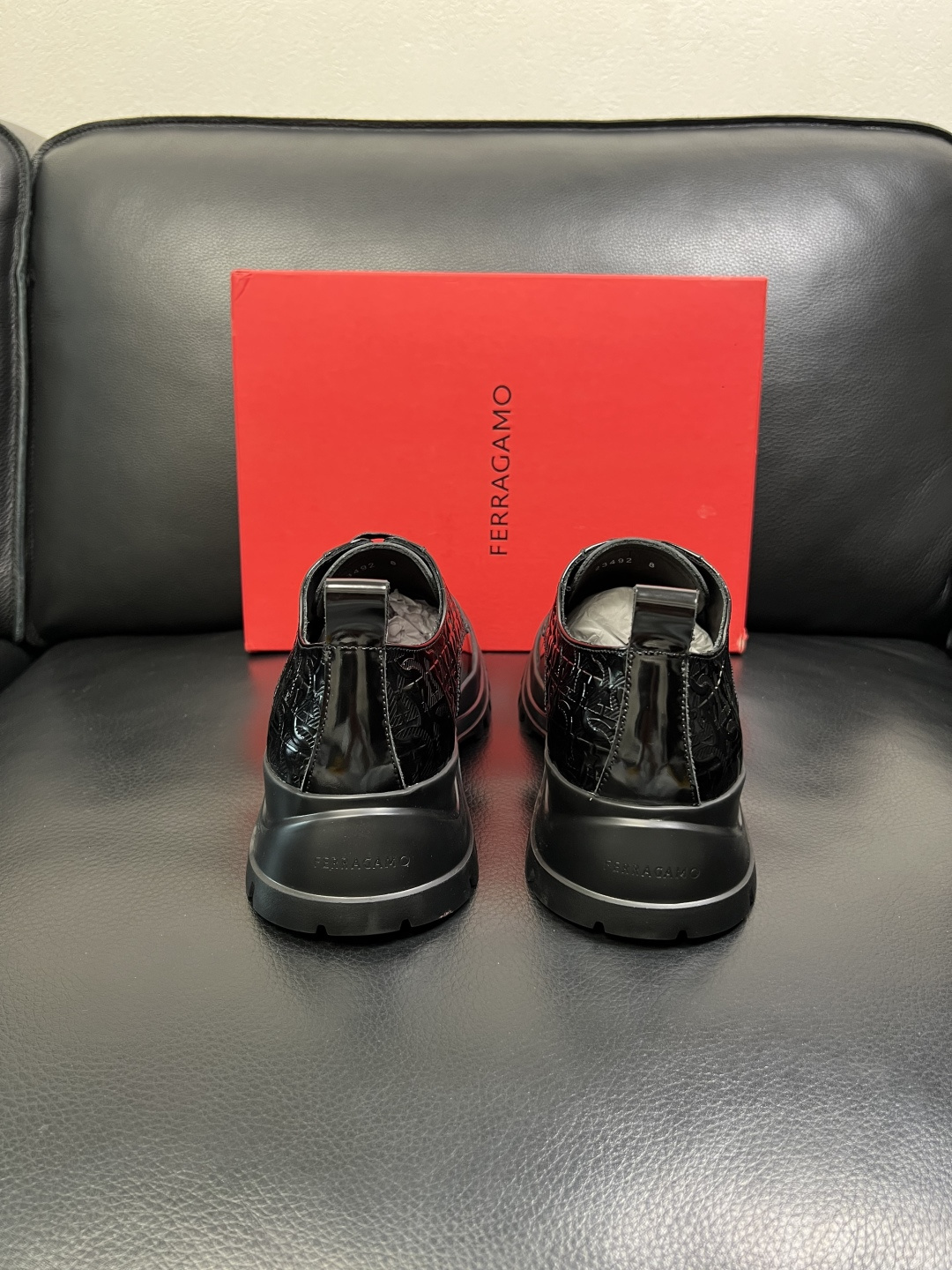 Ferragamo 高品质 顶级工艺品 菲拉格慕 专柜同步发售原厂配置，意大利进口原版牛皮，进口水染牛里