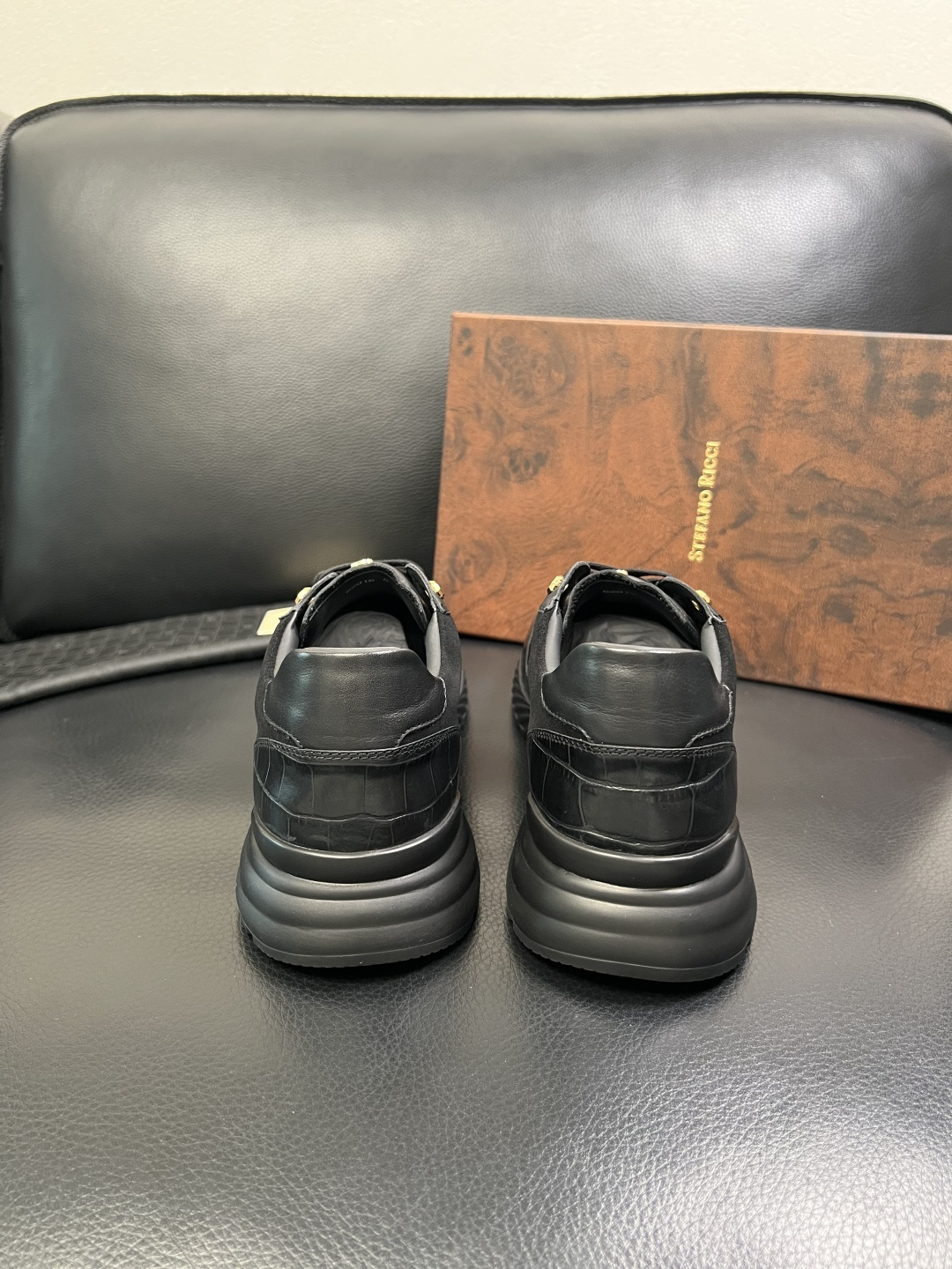 StefanoRicci 高品质 顶级工艺品 史蒂芬 劳尼治 专柜新品同步，鞋面意大利进口牛皮面料，进口