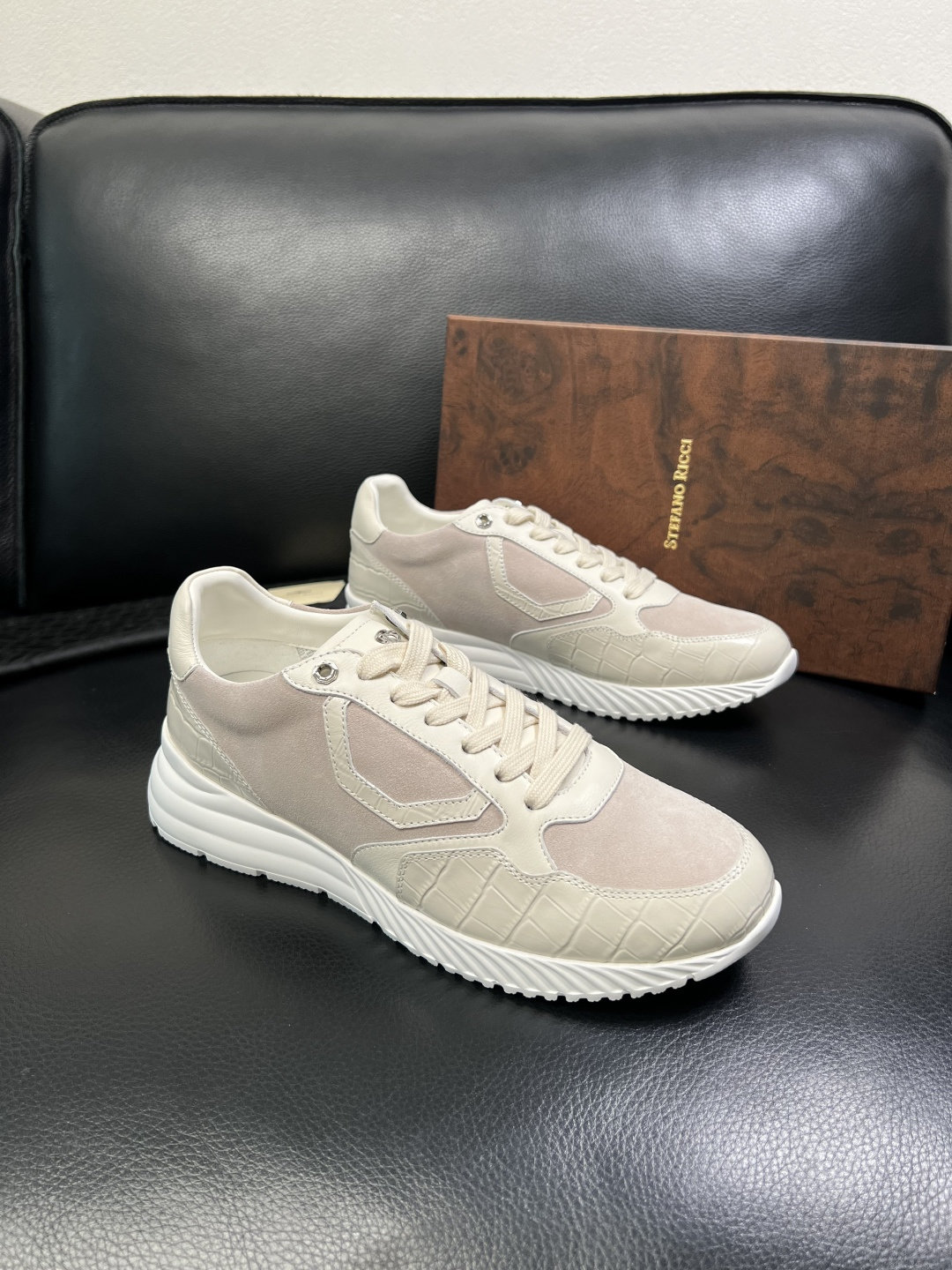 StefanoRicci 高品质 顶级工艺品 史蒂芬 劳尼治 专柜新品同步，鞋面意大利进口牛皮面料，进口