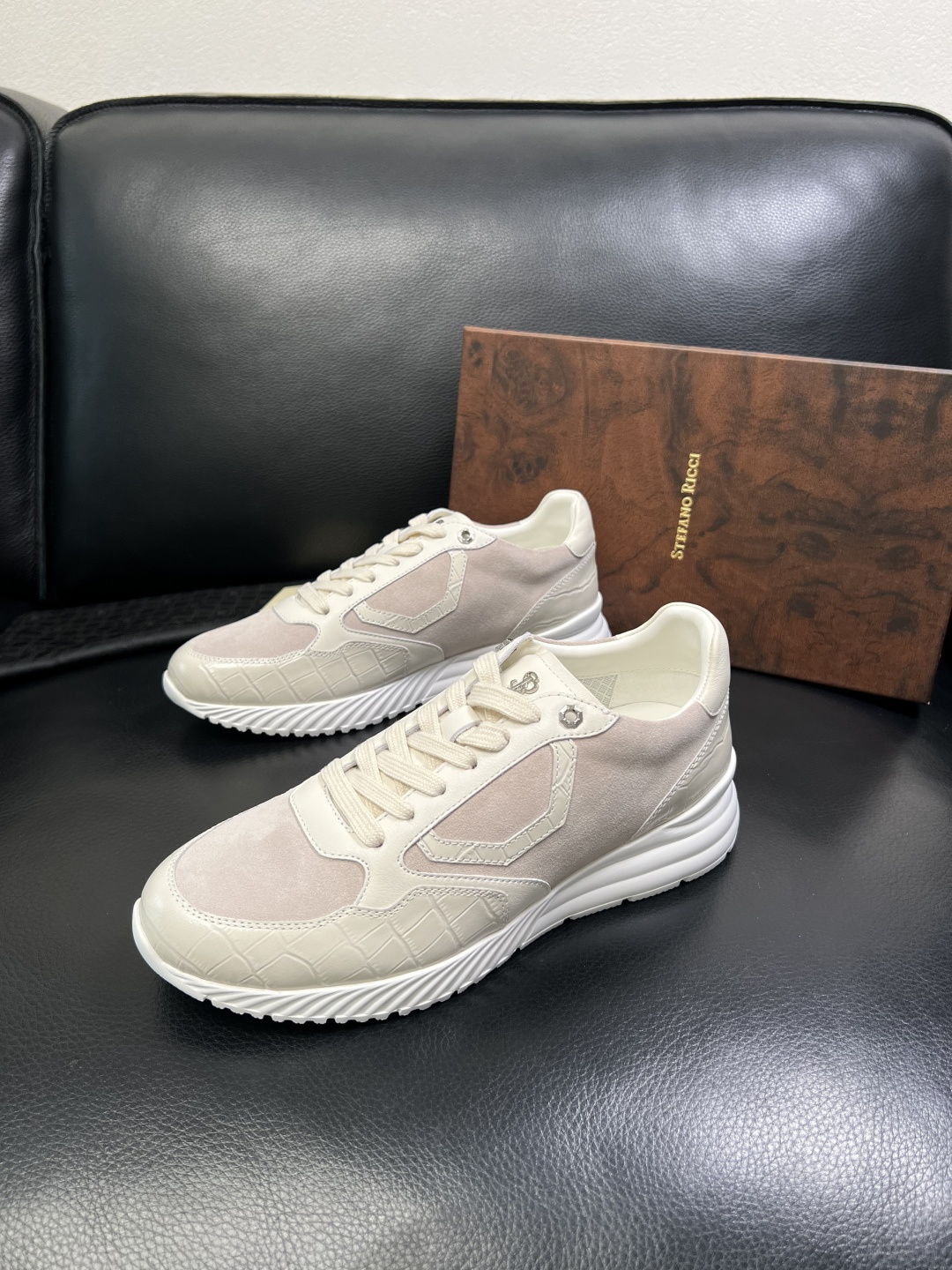 StefanoRicci 高品质 顶级工艺品 史蒂芬 劳尼治 专柜新品同步，鞋面意大利进口牛皮面料，进口