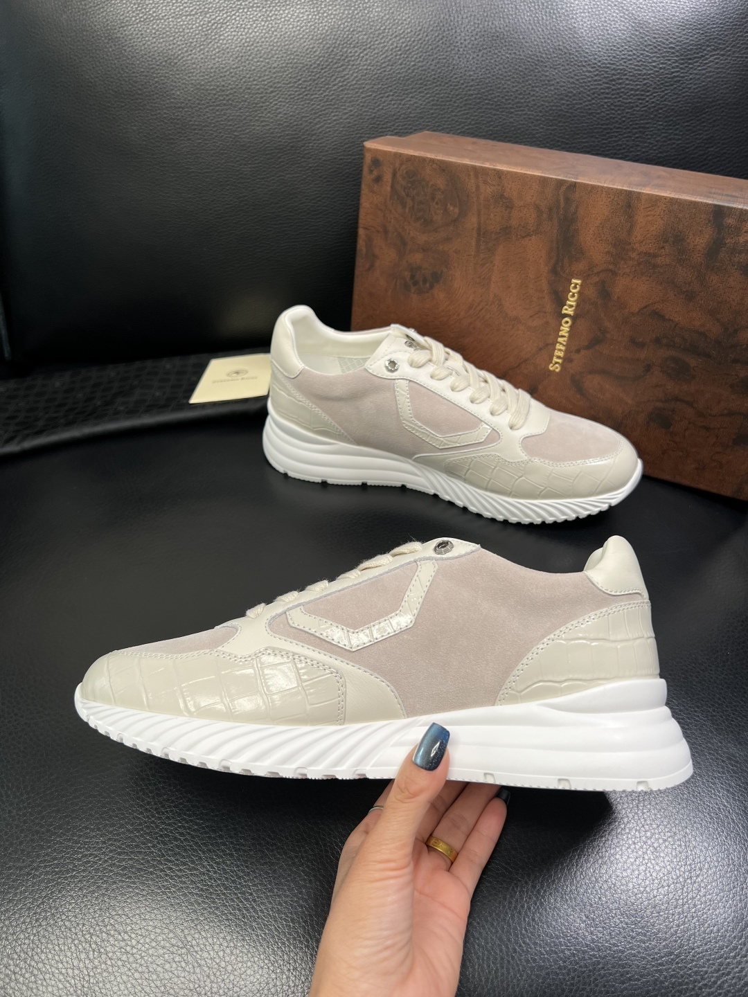 StefanoRicci 高品质 顶级工艺品 史蒂芬 劳尼治 专柜新品同步，鞋面意大利进口牛皮面料，进口