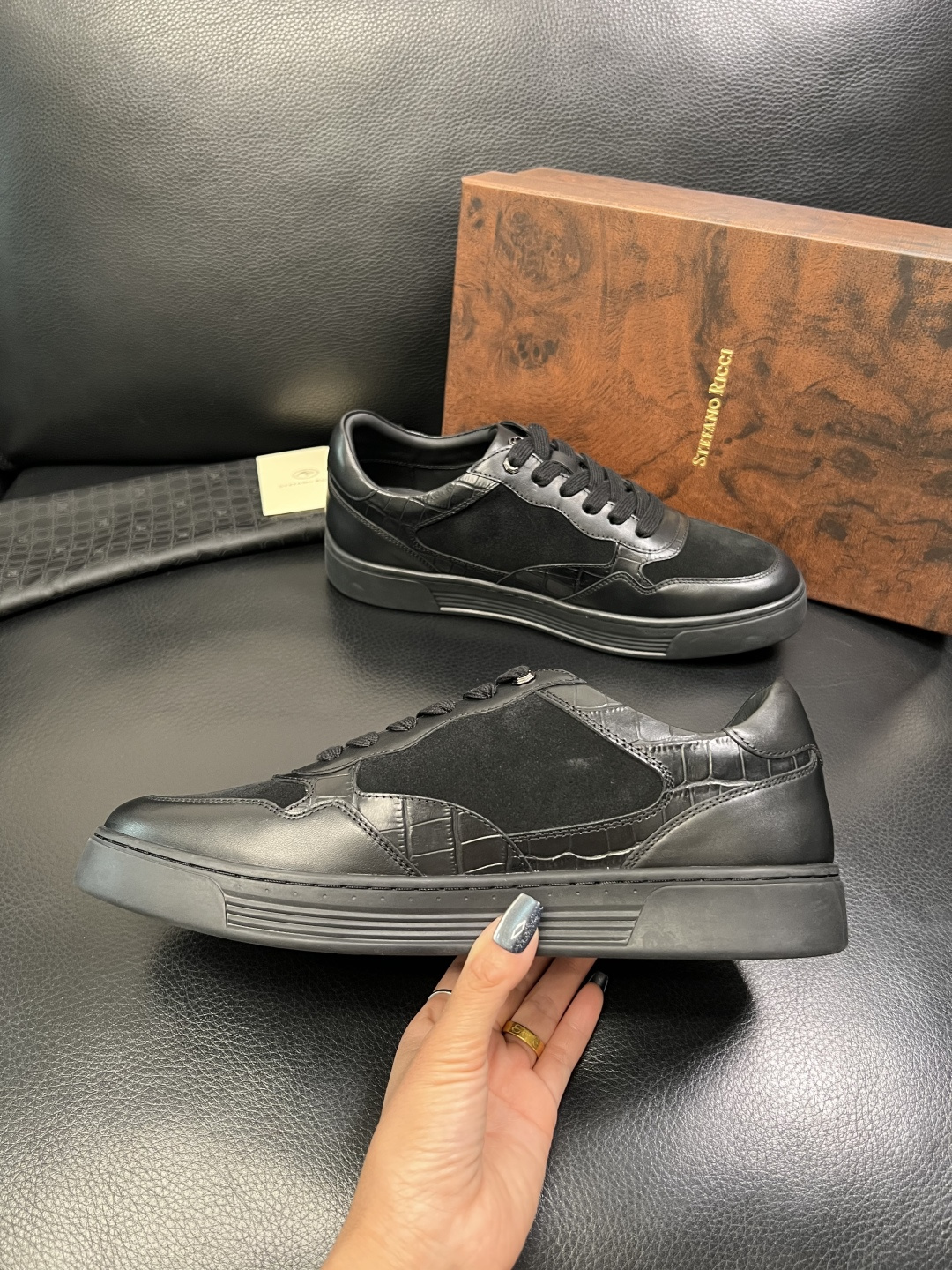 StefanoRicci 高品质 顶级工艺品 史蒂芬 劳尼治 专柜新品同步，鞋面意大利进口牛皮面料，进口