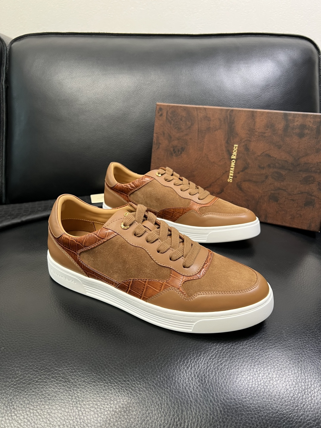 StefanoRicci 高品质 顶级工艺品 史蒂芬 劳尼治 专柜新品同步，鞋面意大利进口牛皮面料，进口