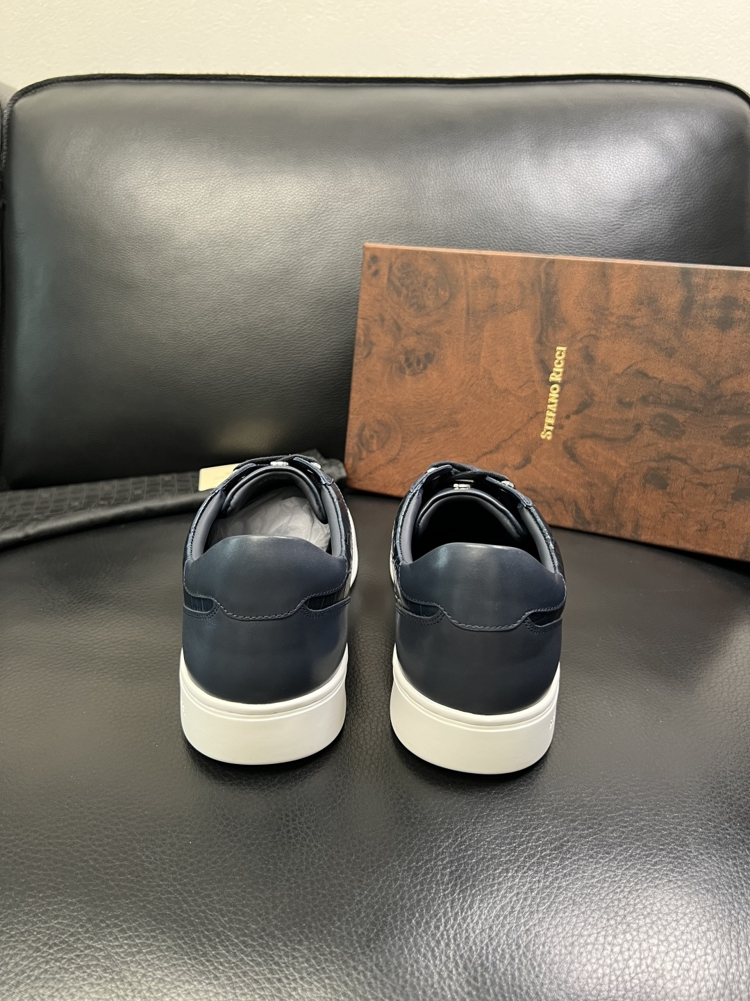 StefanoRicci 高品质 顶级工艺品 史蒂芬 劳尼治 专柜新品同步，鞋面意大利进口牛皮面料，进口