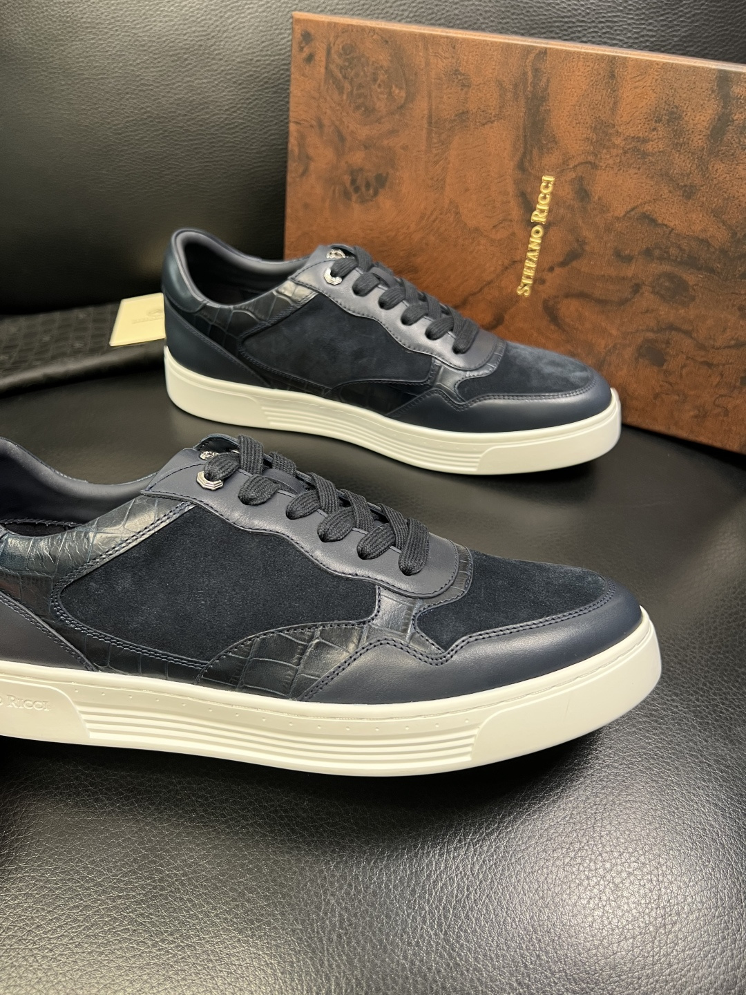 StefanoRicci 高品质 顶级工艺品 史蒂芬 劳尼治 专柜新品同步，鞋面意大利进口牛皮面料，进口