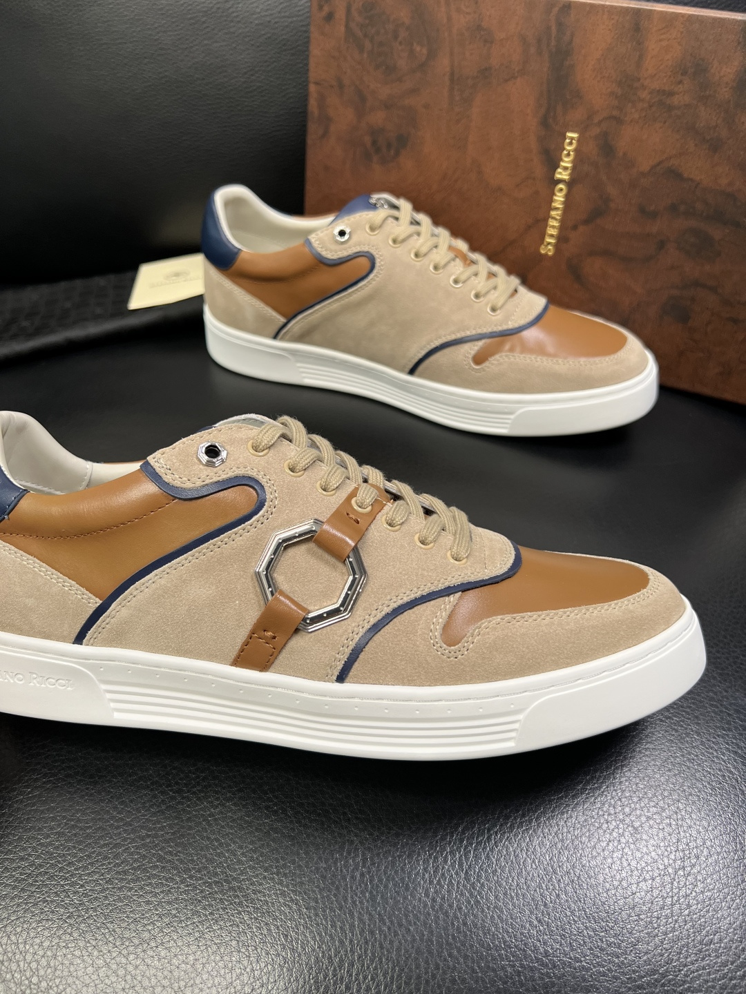 StefanoRicci 高品质 顶级工艺品 史蒂芬 劳尼治 专柜新品同步，鞋面意大利进口牛皮面料，进口