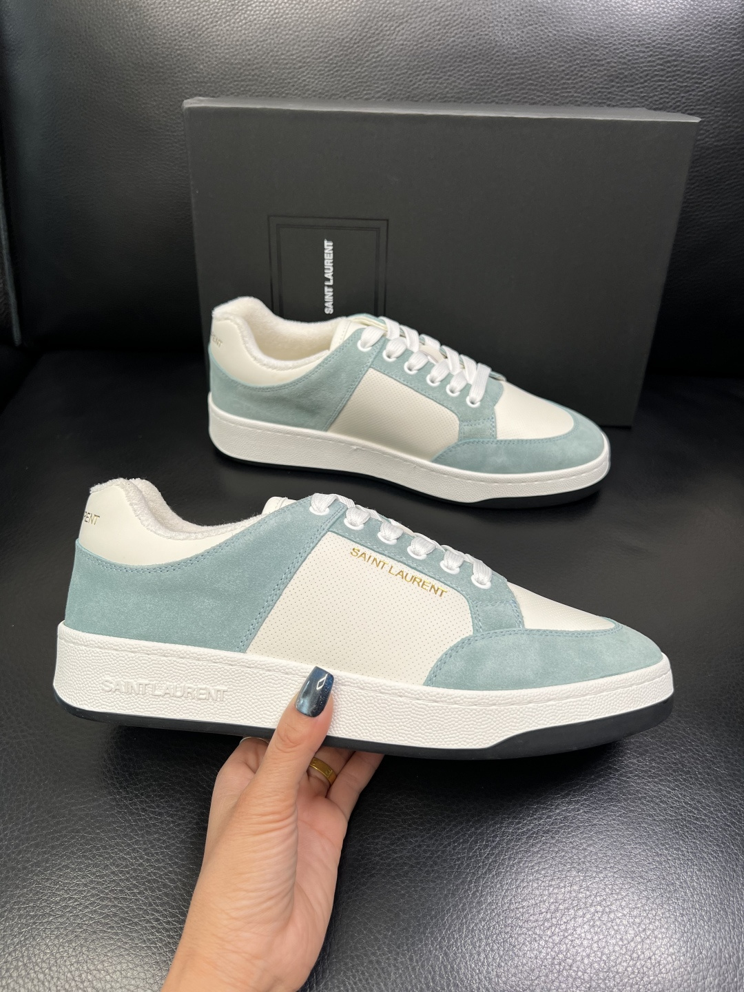 SAINT LAURENT 高品质 顶级工艺品 圣罗兰 专柜同步发售原厂配置，意大利进口牛皮面料，全进口