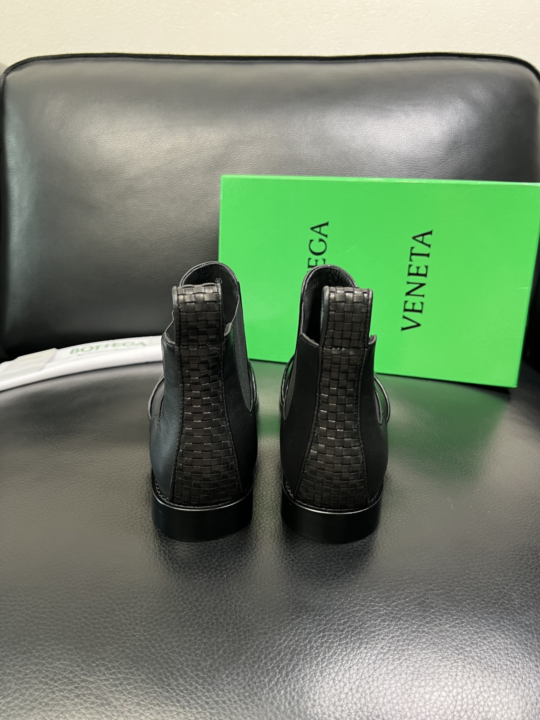 BOTTEGA VENETA 高品质 顶级工艺品 葆蝶家 专柜同原厂配置，靴子高帮鞋面意大利进口牛皮面料