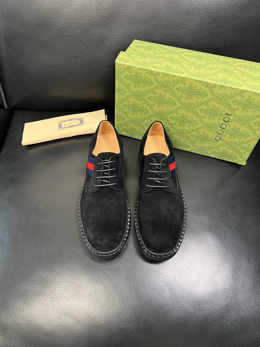 Gucci 高品质 顶级工艺品 古奇 皮鞋系列专柜同步 原厂配置，意大利进口原版牛皮，进口水染牛里 ，鞋