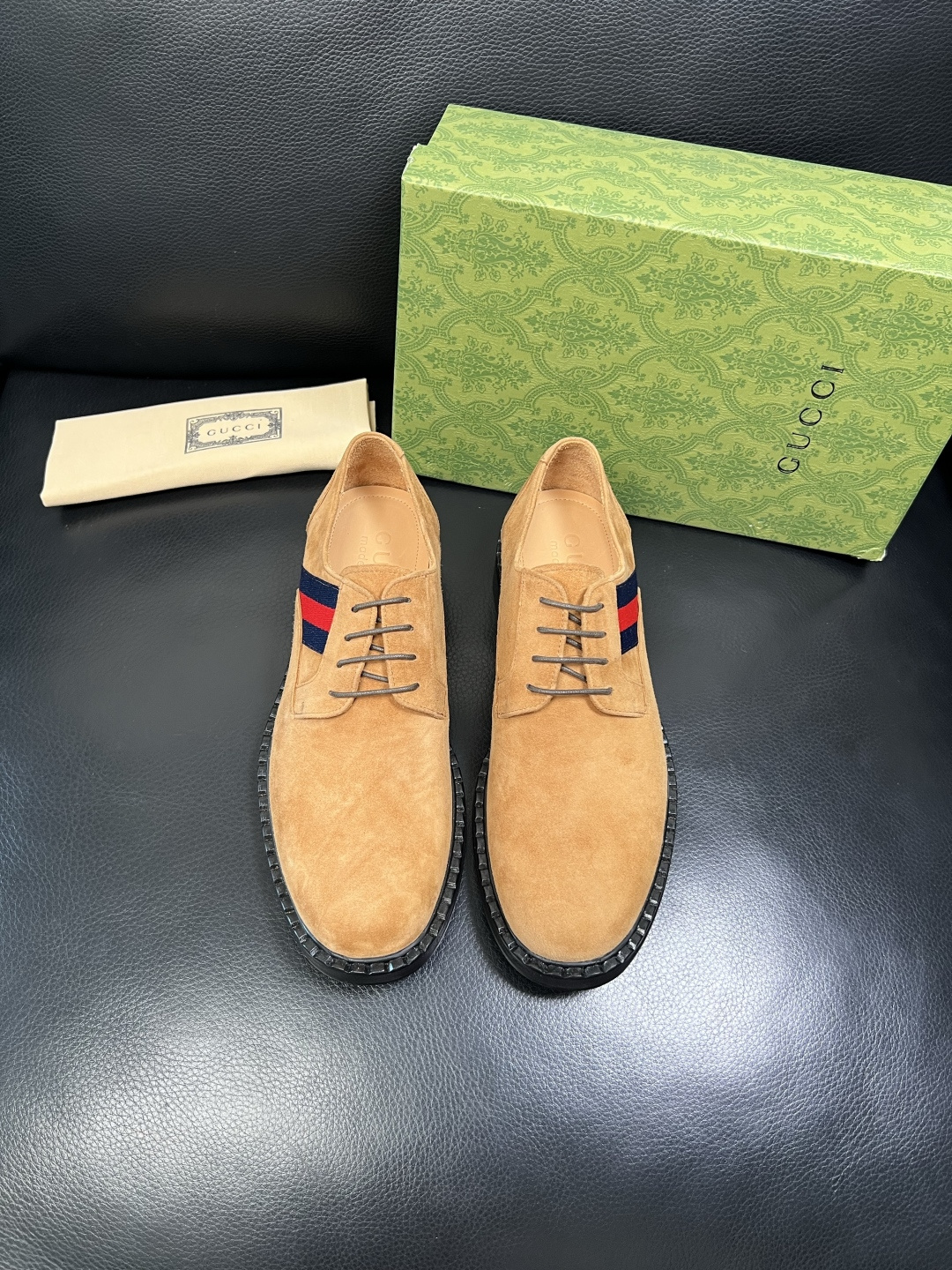 Gucci 高品质 顶级工艺品 古奇 皮鞋系列专柜同步 原厂配置，意大利进口原版牛皮，进口水染牛里 ，鞋