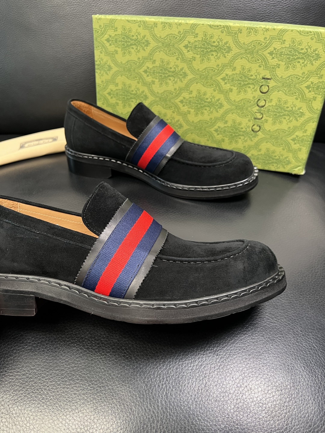 Gucci 高品质 顶级工艺品 古奇 皮鞋系列专柜同步 原厂配置，意大利进口原版牛皮，进口水染牛里 ，鞋