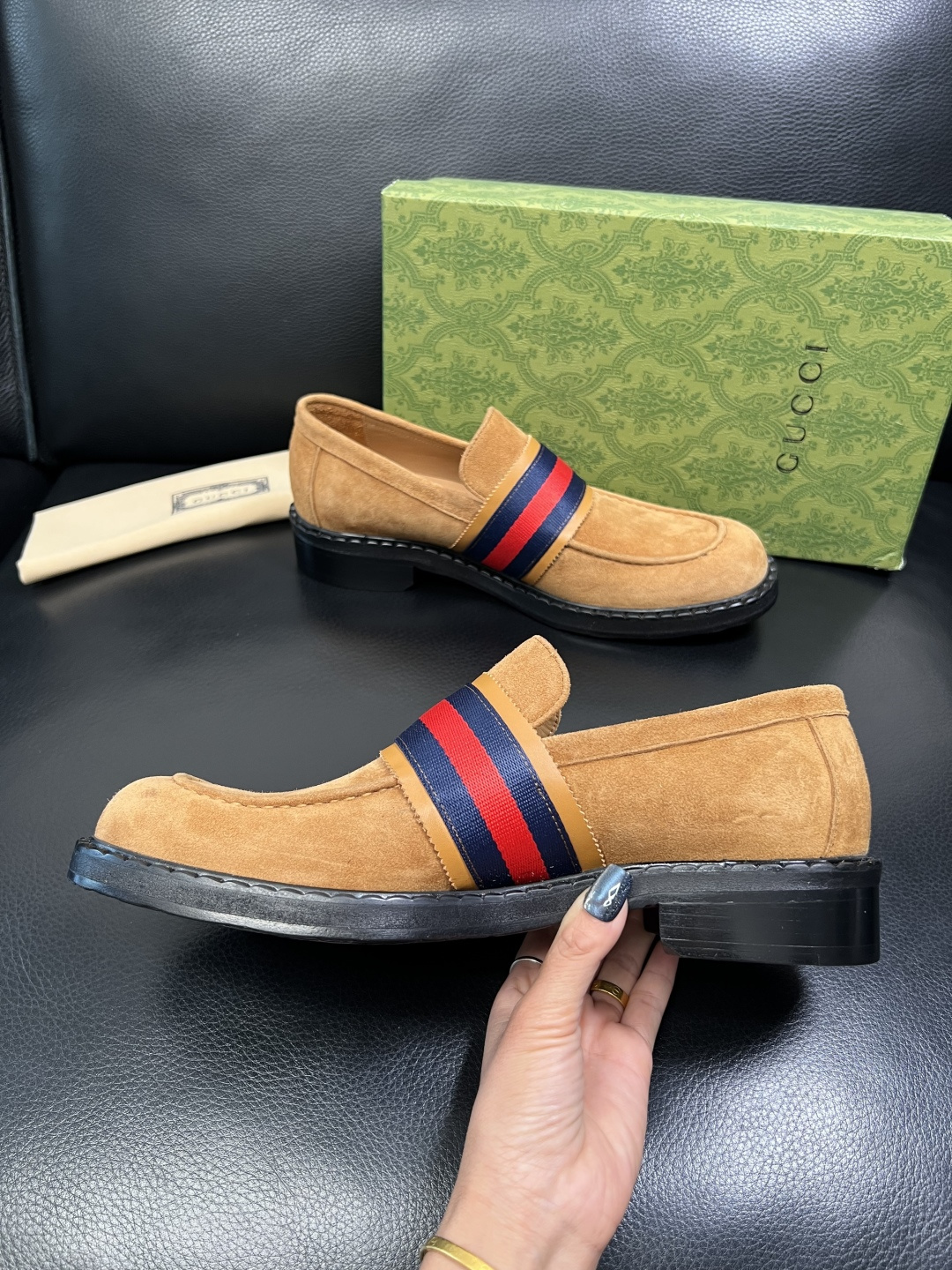 Gucci 高品质 顶级工艺品 古奇 皮鞋系列专柜同步 原厂配置，意大利进口原版牛皮，进口水染牛里 ，鞋