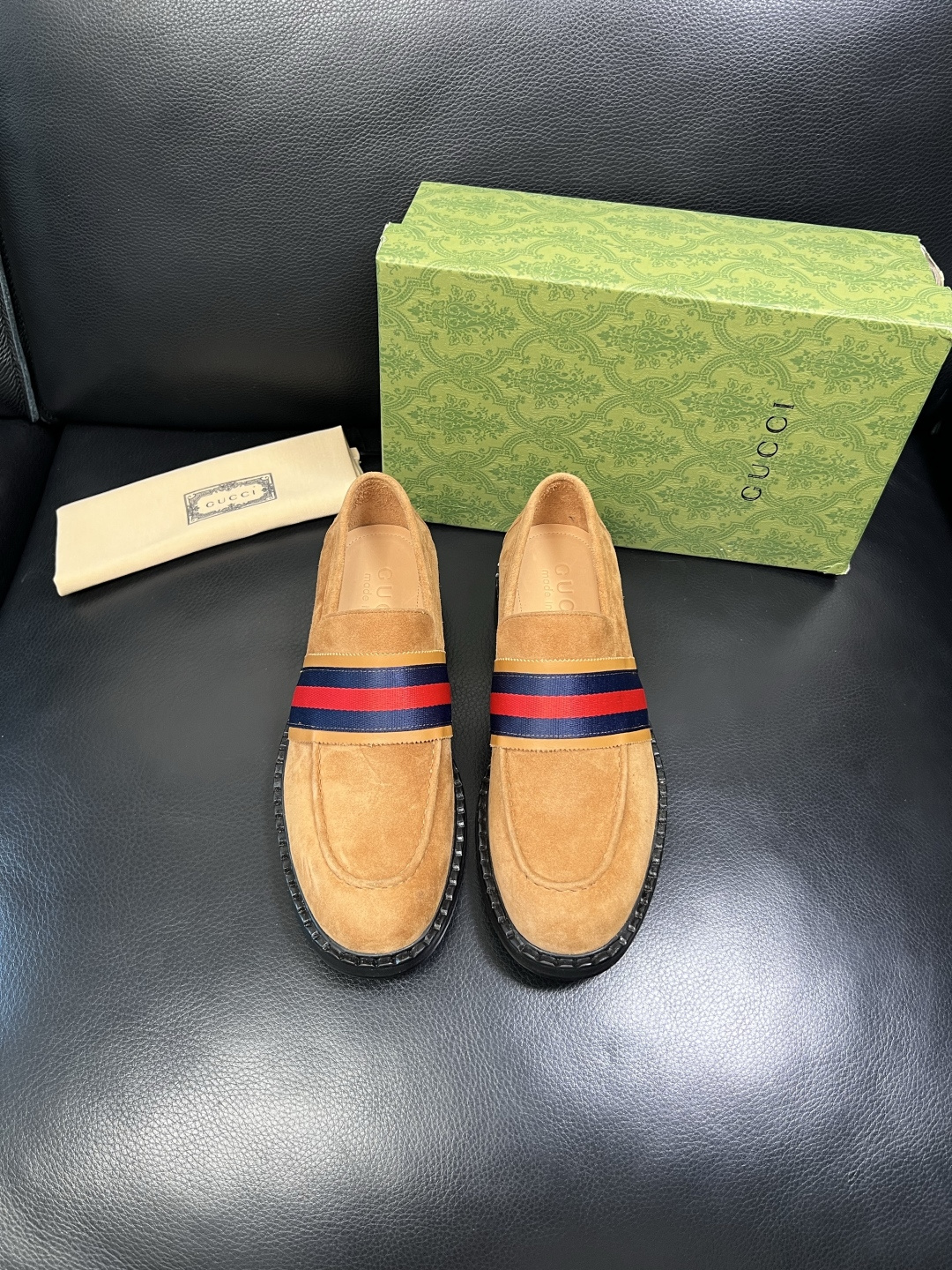 Gucci 高品质 顶级工艺品 古奇 皮鞋系列专柜同步 原厂配置，意大利进口原版牛皮，进口水染牛里 ，鞋