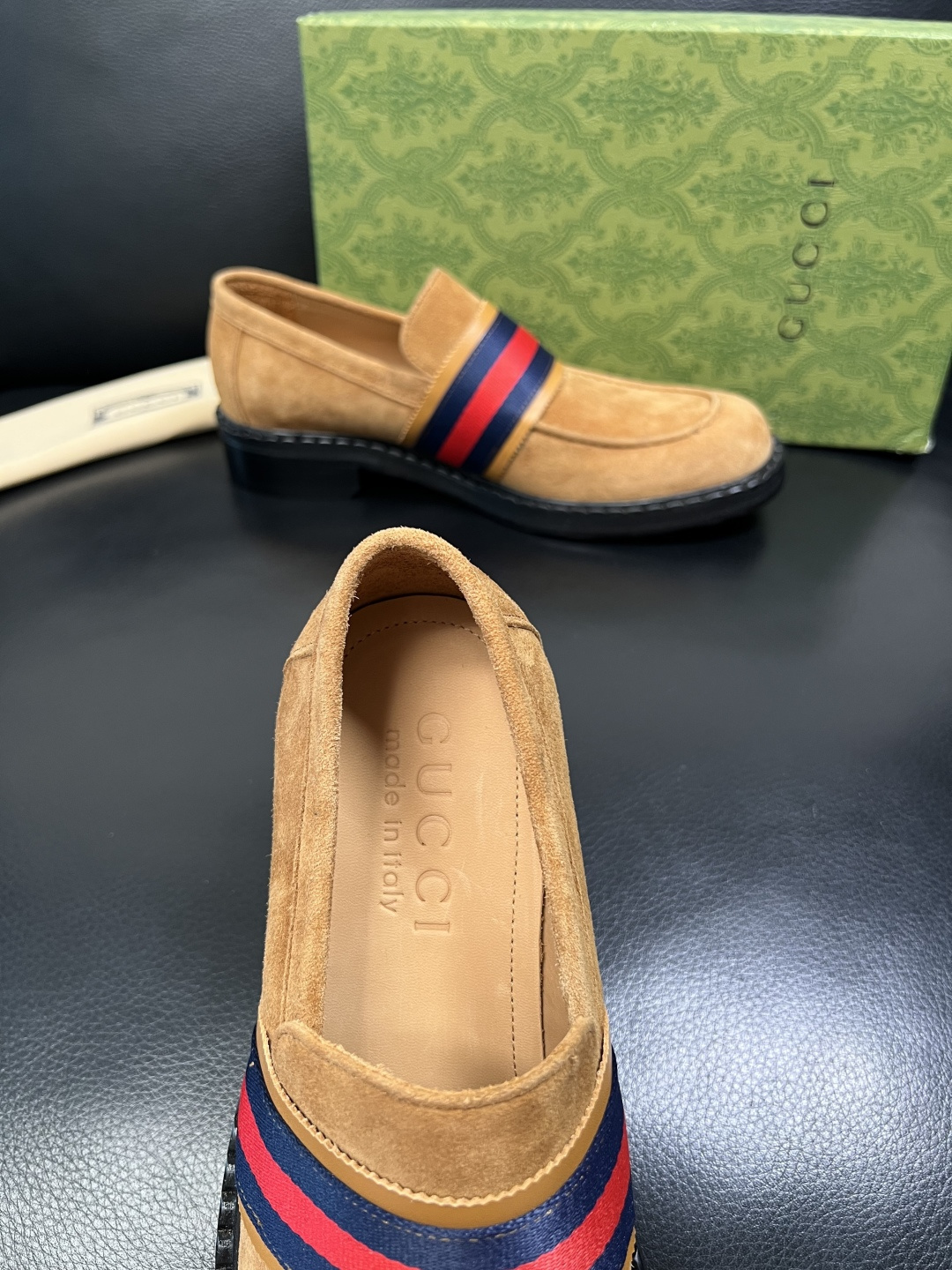 Gucci 高品质 顶级工艺品 古奇 皮鞋系列专柜同步 原厂配置，意大利进口原版牛皮，进口水染牛里 ，鞋
