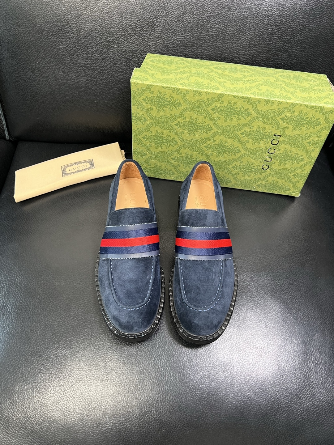 Gucci 高品质 顶级工艺品 古奇 皮鞋系列专柜同步 原厂配置，意大利进口原版牛皮，进口水染牛里 ，鞋