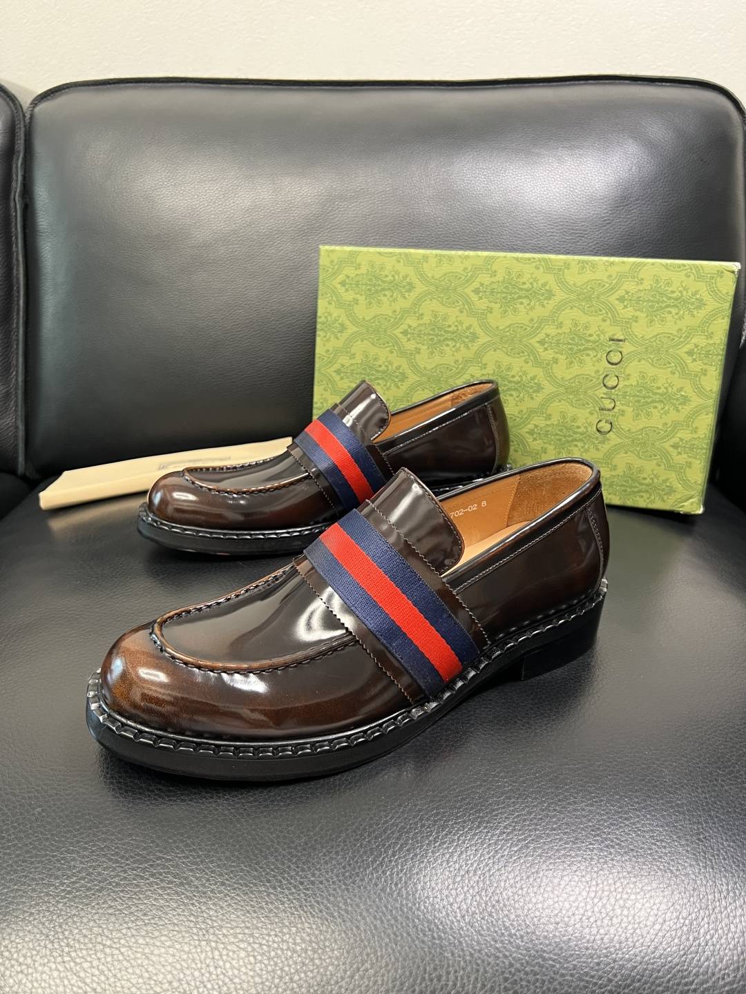 Gucci 高品质 顶级工艺品 古奇 皮鞋系列专柜同步 原厂配置，意大利进口原版牛皮，进口水染牛里 ，鞋