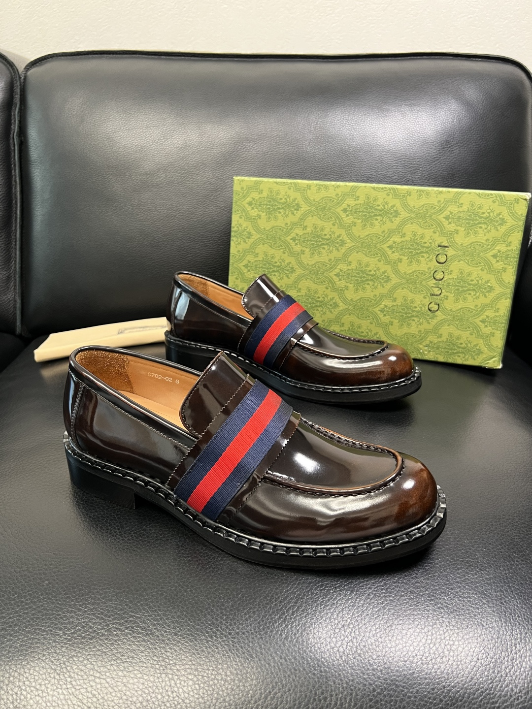 Gucci 高品质 顶级工艺品 古奇 皮鞋系列专柜同步 原厂配置，意大利进口原版牛皮，进口水染牛里 ，鞋