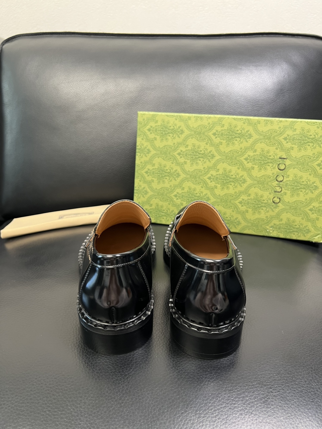 Gucci 高品质 顶级工艺品 古奇 皮鞋系列专柜同步 原厂配置，意大利进口原版牛皮，进口水染牛里 ，鞋