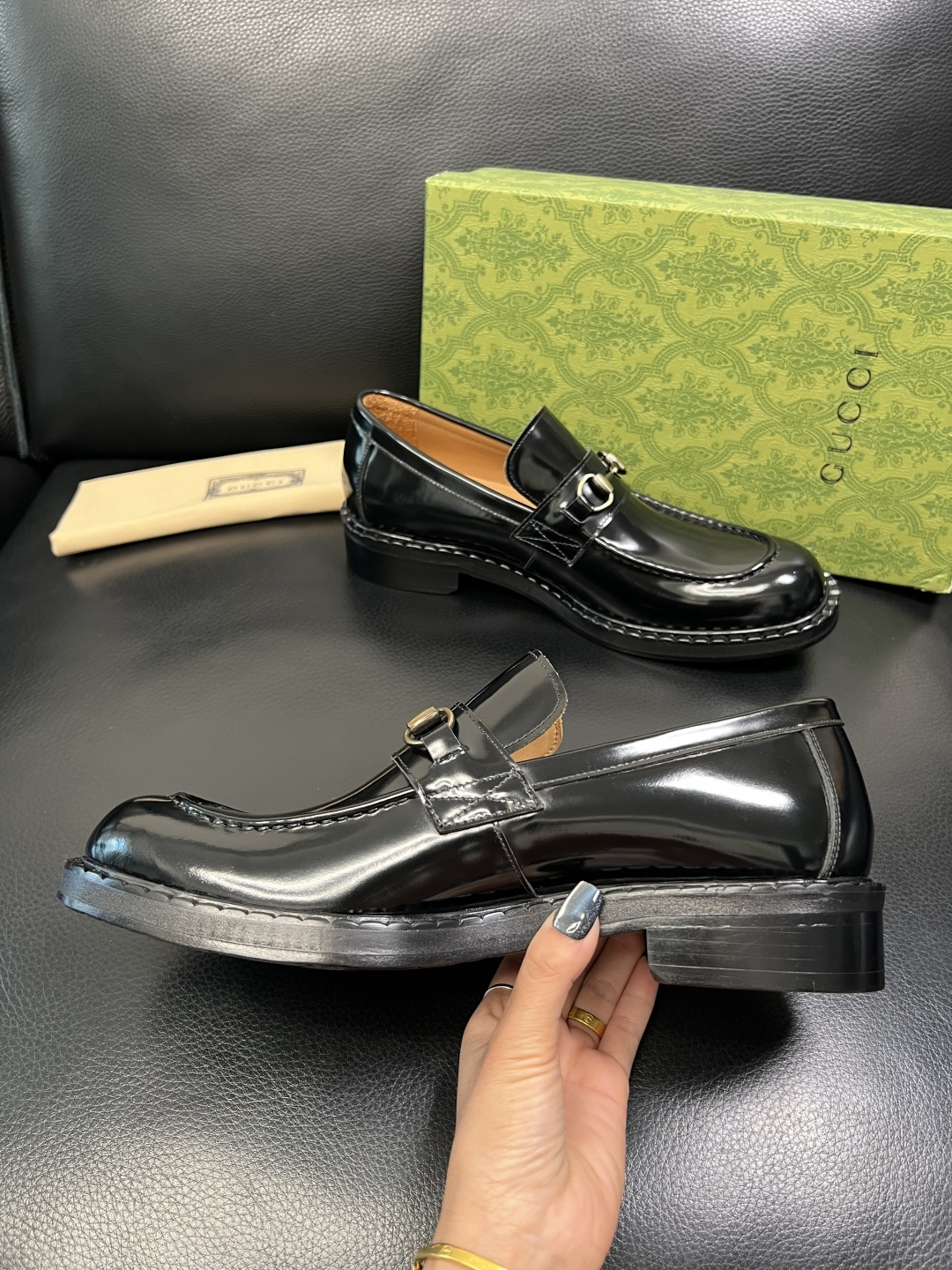 Gucci 高品质 顶级工艺品 古奇 皮鞋系列专柜同步 原厂配置，意大利进口原版牛皮，进口水染牛里 ，鞋