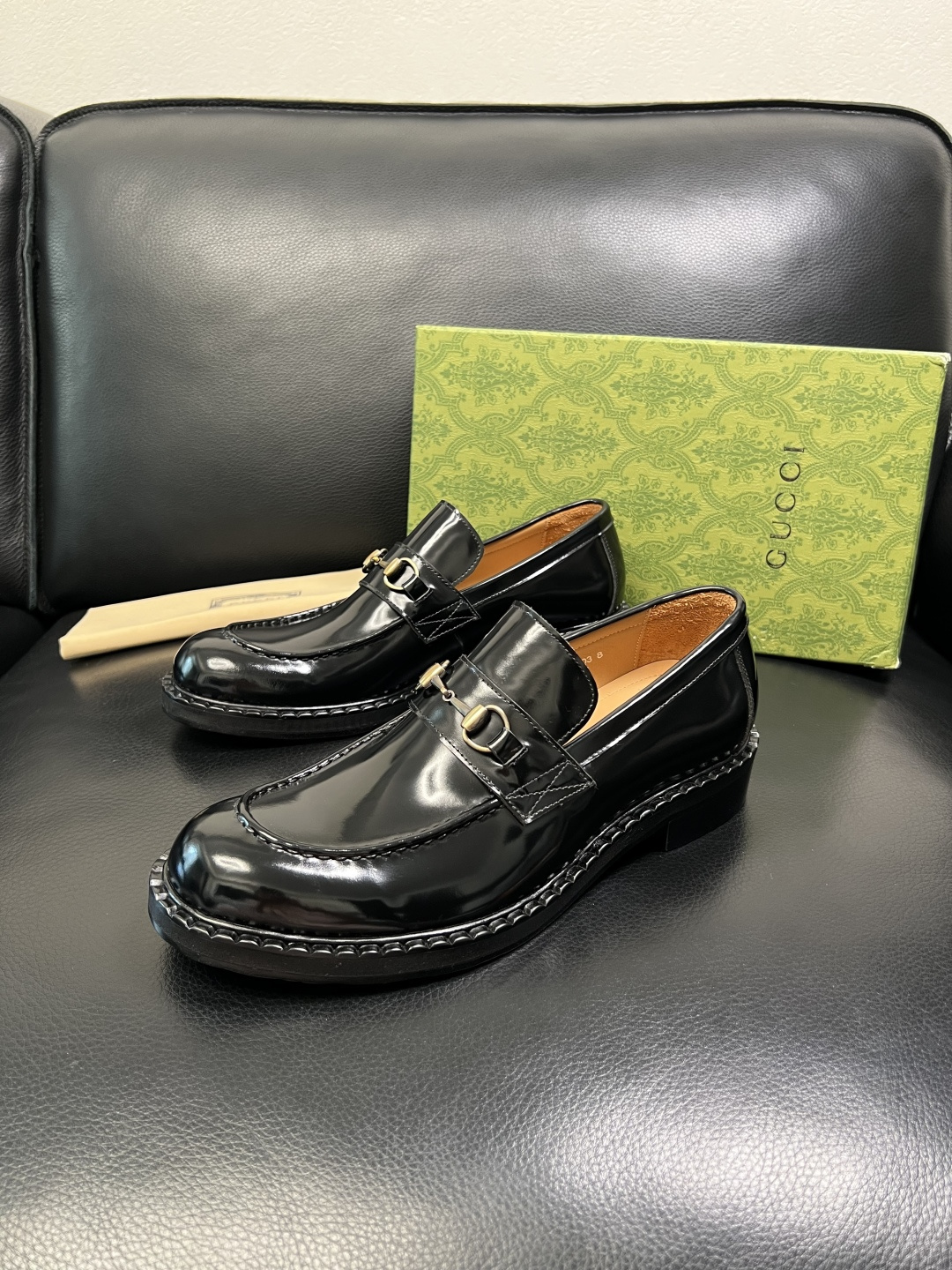 Gucci 高品质 顶级工艺品 古奇 皮鞋系列专柜同步 原厂配置，意大利进口原版牛皮，进口水染牛里 ，鞋