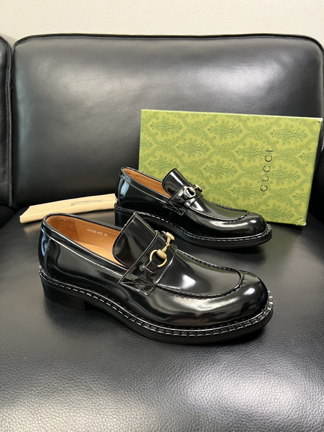 Gucci 高品质 顶级工艺品 古奇 皮鞋系列专柜同步 原厂配置，意大利进口原版牛皮，进口水染牛里 ，鞋