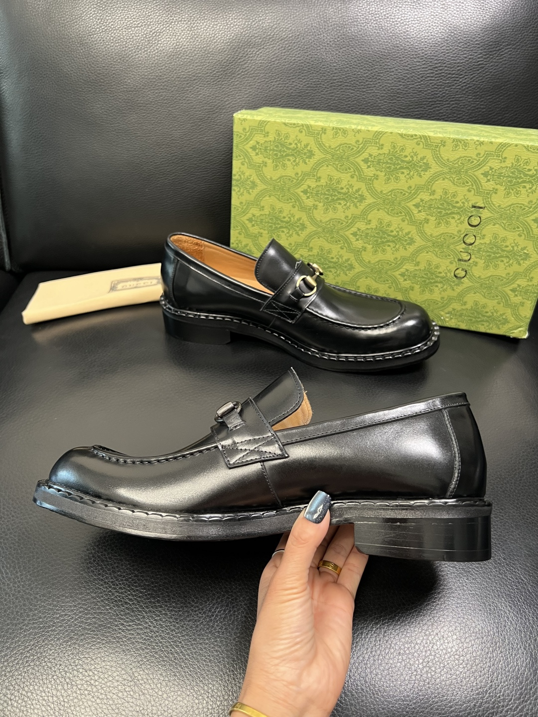 Gucci 高品质 顶级工艺品 古奇 皮鞋系列专柜同步 原厂配置，意大利进口原版牛皮，进口水染牛里 ，鞋