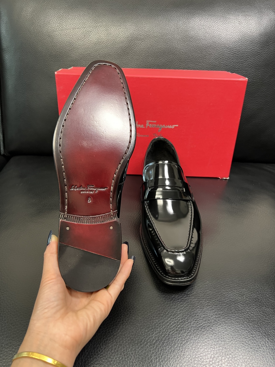 Ferragamo 高品质 顶级工艺品 菲拉格慕 皮鞋 专柜同步发售原厂配置，意大利进口原版牛皮，进口水