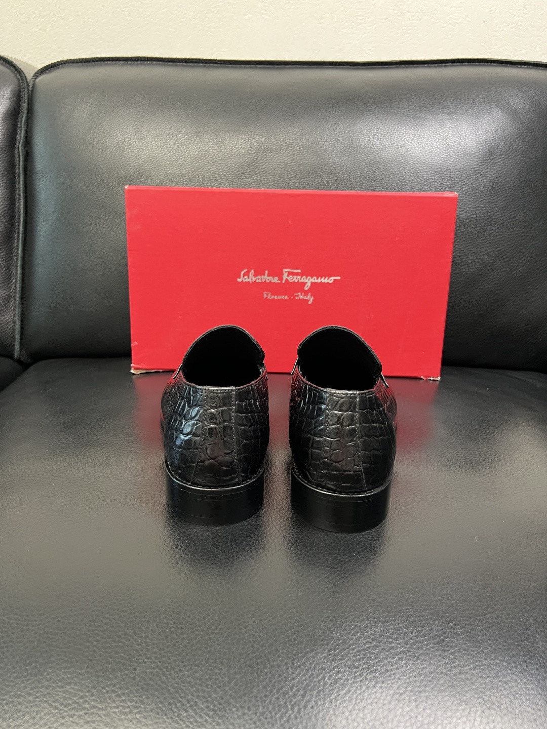 Ferragamo 高品质 顶级工艺品 菲拉格慕 皮鞋 专柜同步发售原厂配置，意大利进口原版牛皮，进口水