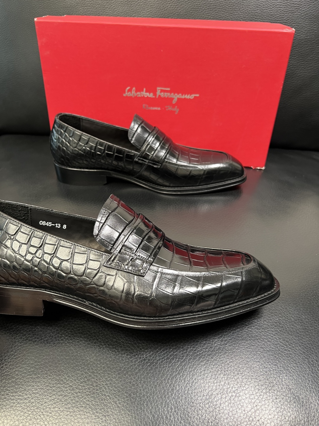 Ferragamo 高品质 顶级工艺品 菲拉格慕 皮鞋 专柜同步发售原厂配置，意大利进口原版牛皮，进口水