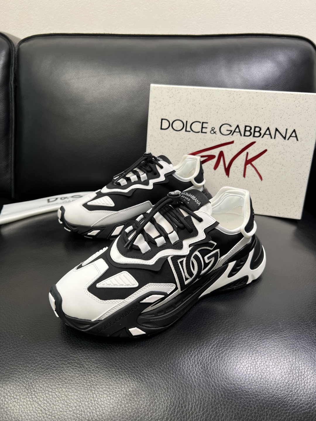 Dolce & Gabbana 高品质 顶级工艺品 杜嘉班纳 爆款专柜新品同步，鞋面意大利进口牛皮面料，