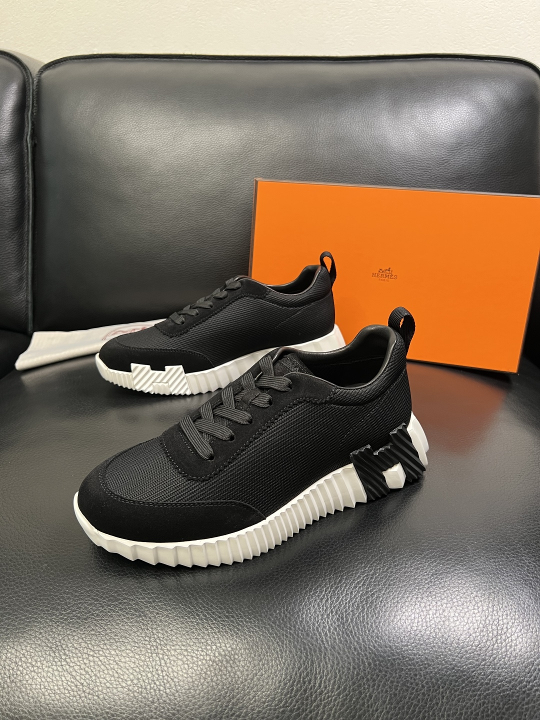 Hermes 高品质 顶级工艺品 爱马仕 专柜同步发售原厂配置，意大利进口原版牛皮面料，高品质拼接工艺，