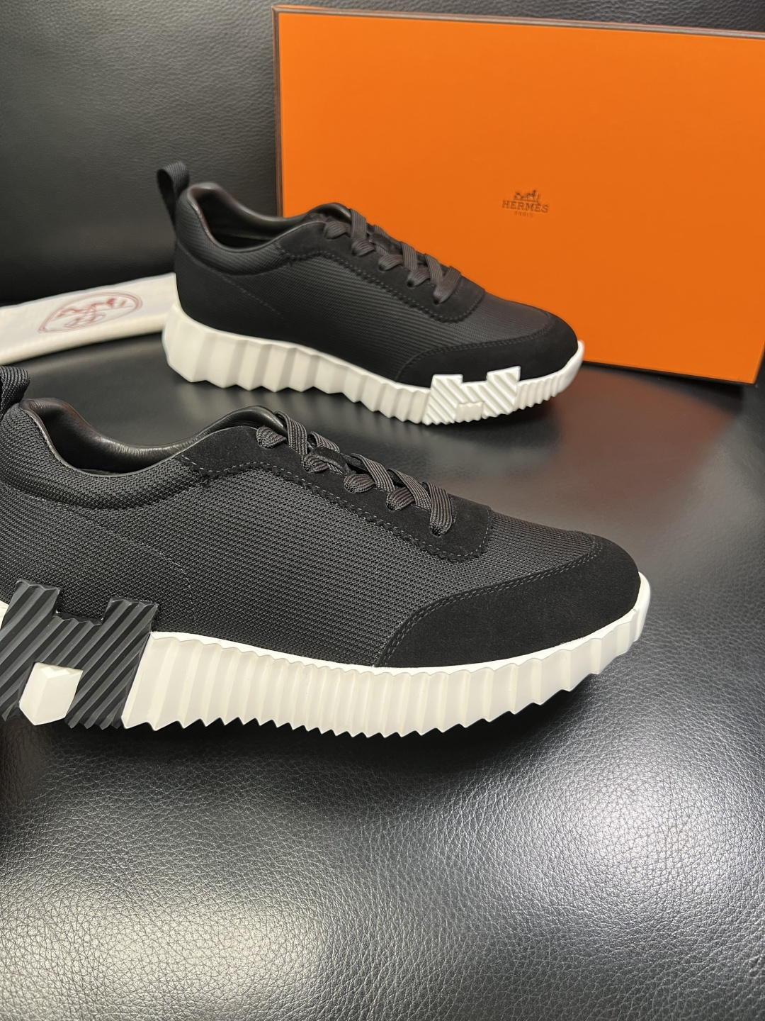 Hermes 高品质 顶级工艺品 爱马仕 专柜同步发售原厂配置，意大利进口原版牛皮面料，高品质拼接工艺，