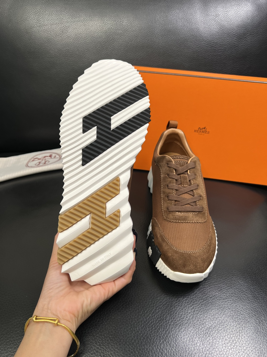 Hermes 高品质 顶级工艺品 爱马仕 专柜同步发售原厂配置，意大利进口原版牛皮面料，高品质拼接工艺，