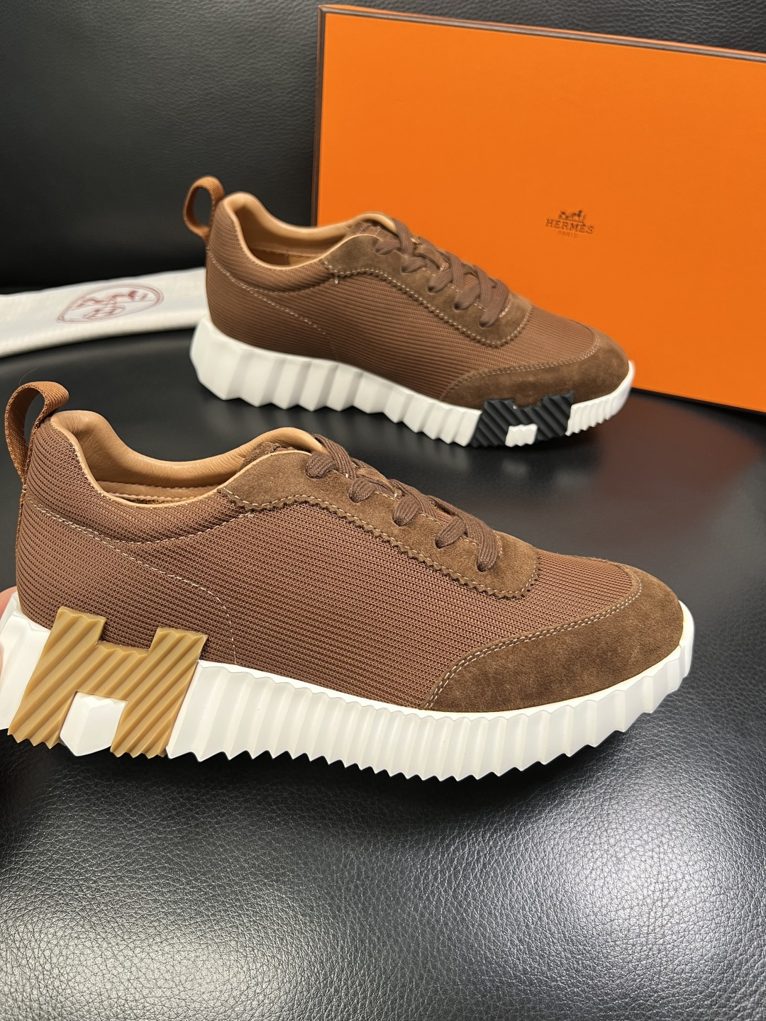 Hermes 高品质 顶级工艺品 爱马仕 专柜同步发售原厂配置，意大利进口原版牛皮面料，高品质拼接工艺，