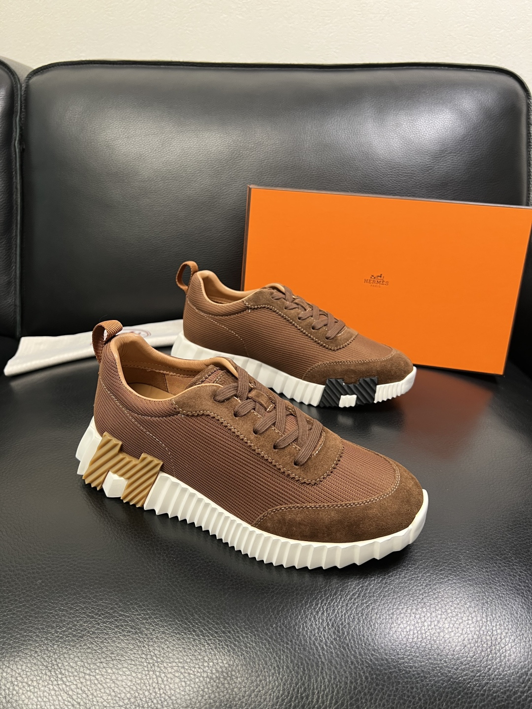 Hermes 高品质 顶级工艺品 爱马仕 专柜同步发售原厂配置，意大利进口原版牛皮面料，高品质拼接工艺，