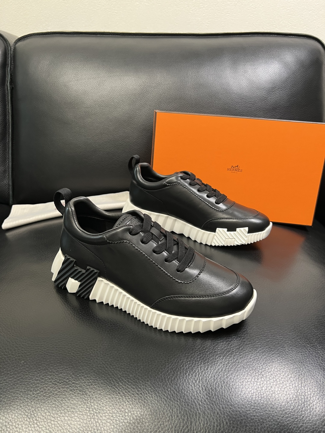 Hermes 高品质 顶级工艺品 爱马仕 专柜同步发售原厂配置，意大利进口原版牛皮面料，高品质拼接工艺，