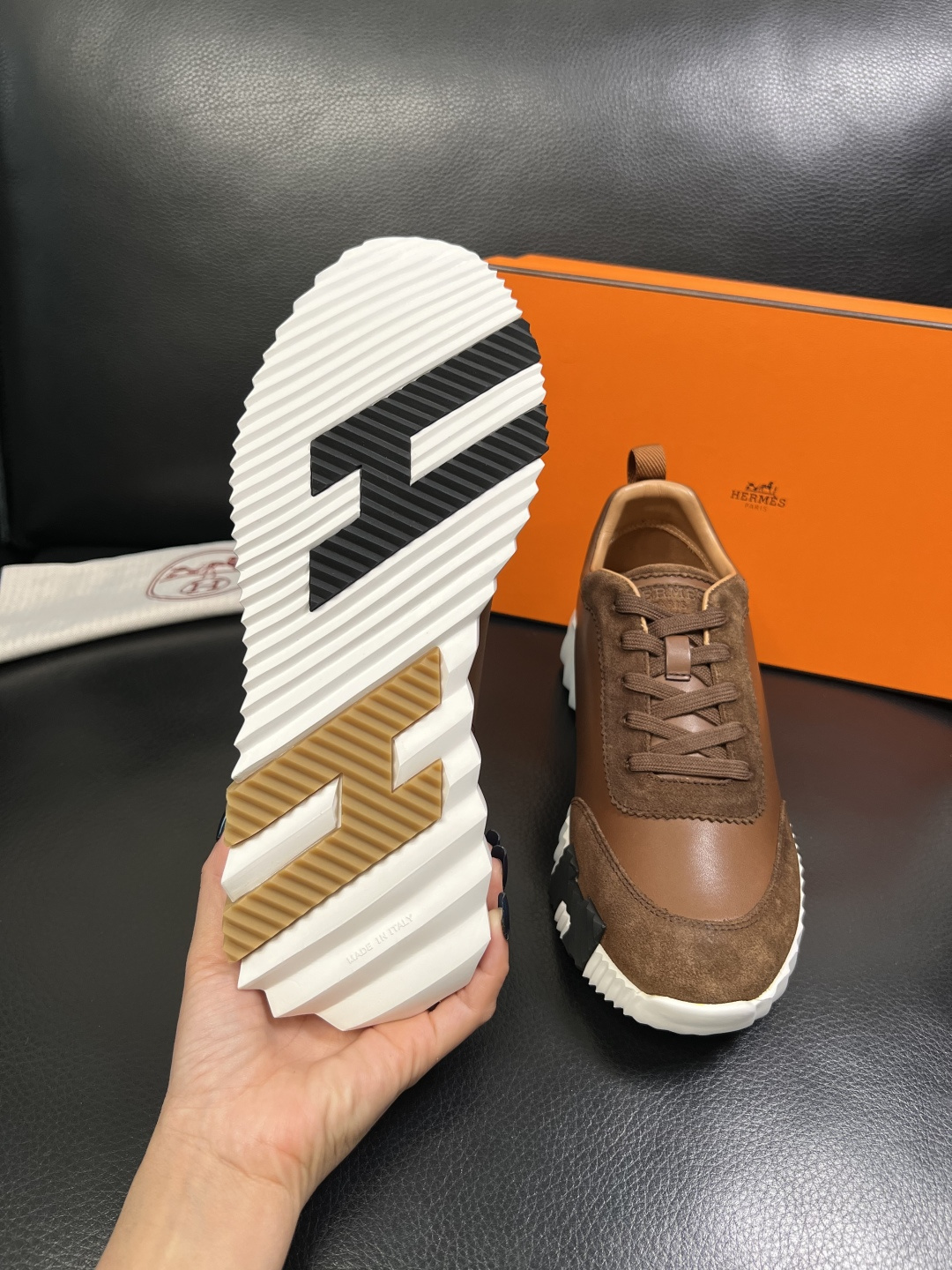 Hermes 高品质 顶级工艺品 爱马仕 专柜同步发售原厂配置，意大利进口原版牛皮面料，高品质拼接工艺，