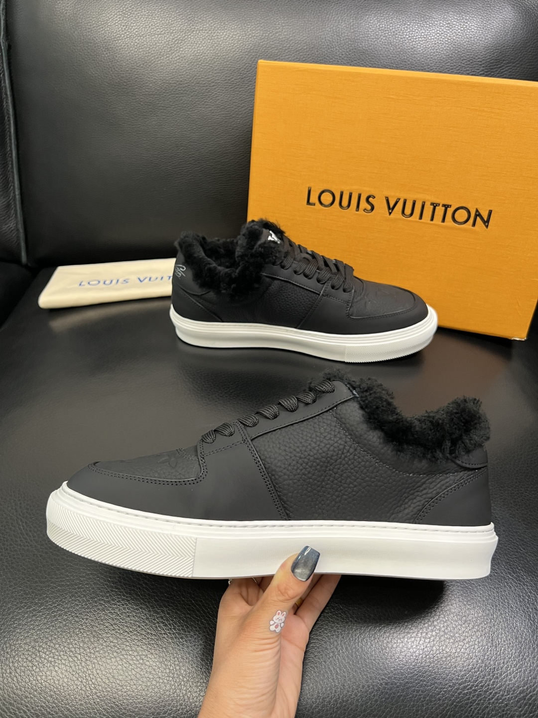 Lv 高品质 顶级工艺品 路易威登，运动板鞋专柜同步，鞋面意大利进口，高品质拼接缤纷色彩复杂工艺品，进口