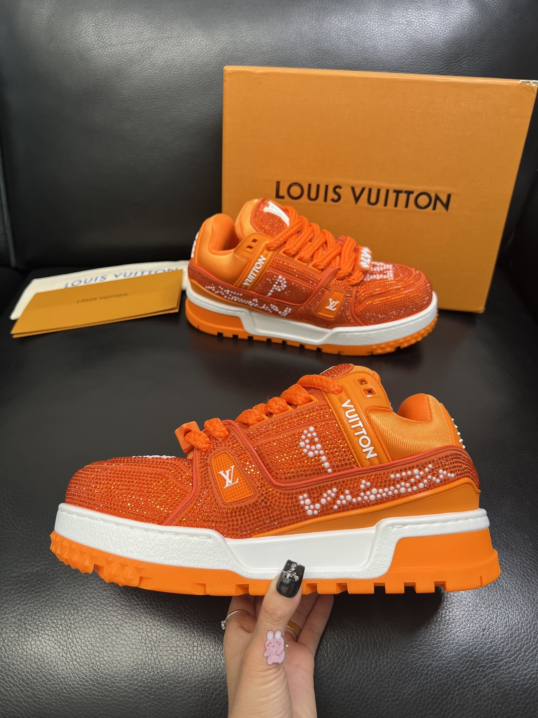 Lv 高品质 顶级工艺品 路易威登，运动板鞋专柜同步，鞋面意大利进口，高品质拼接烫钻缤纷色彩复杂工艺品，